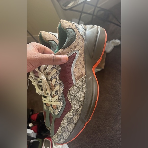 GUCCI RHYTON SNEAKERS - Picture 5 of 5